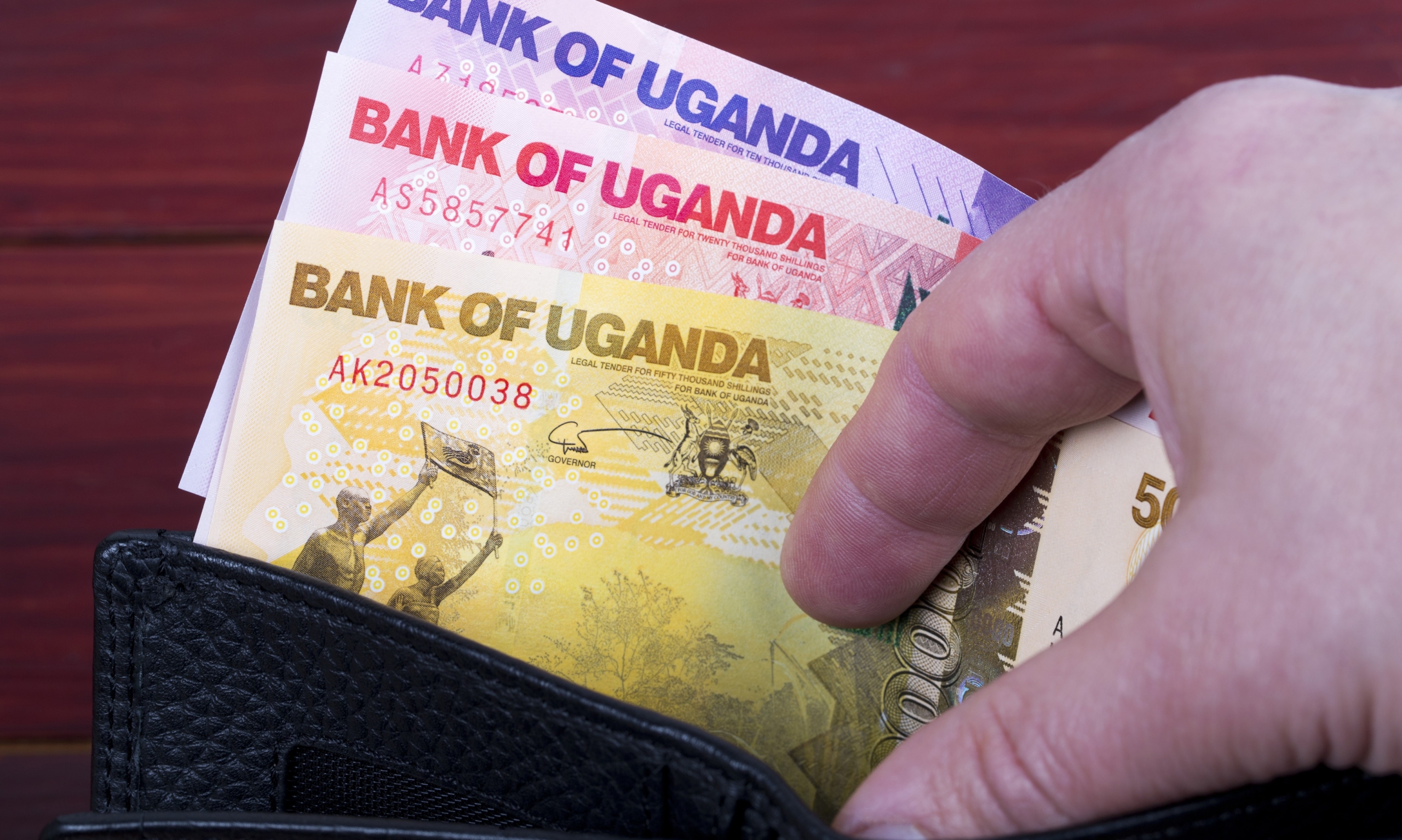 money tips for tourists in Uganda.